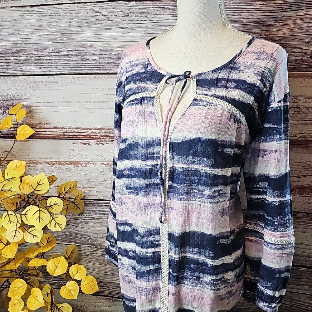 CASLON NAVY BLUE & PINK LONG SLEEVE KEYHOLE FRONT PULLOVER TUNIC